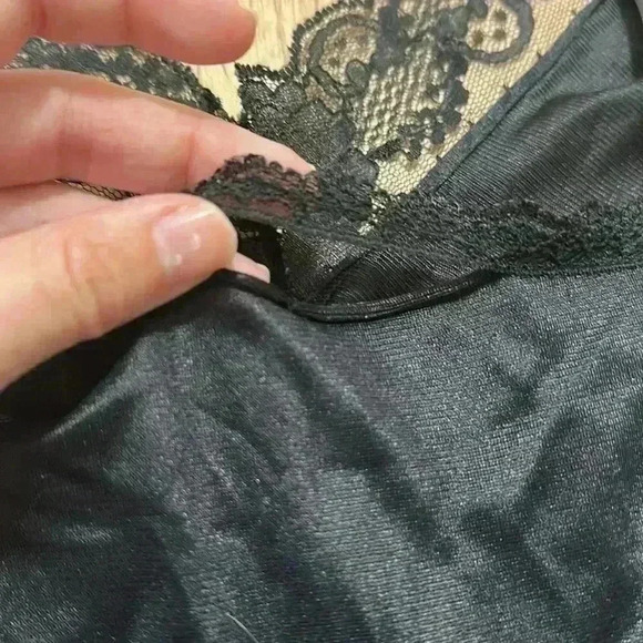 VINTAGE | Black Silk Camisole - Picture 3 of 3